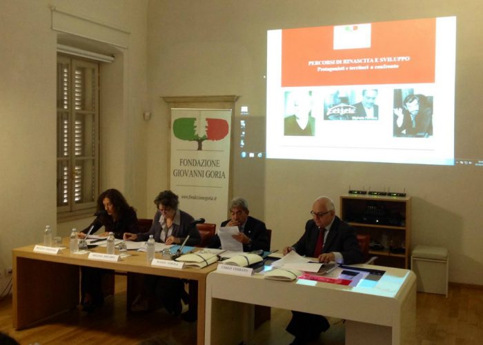 Guardare al passato, la lezione di Olivetti