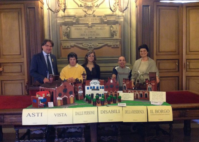 I ragazzi disabili del centro "Il Borgo" ricevuti in Comune dal sindaco Brignolo