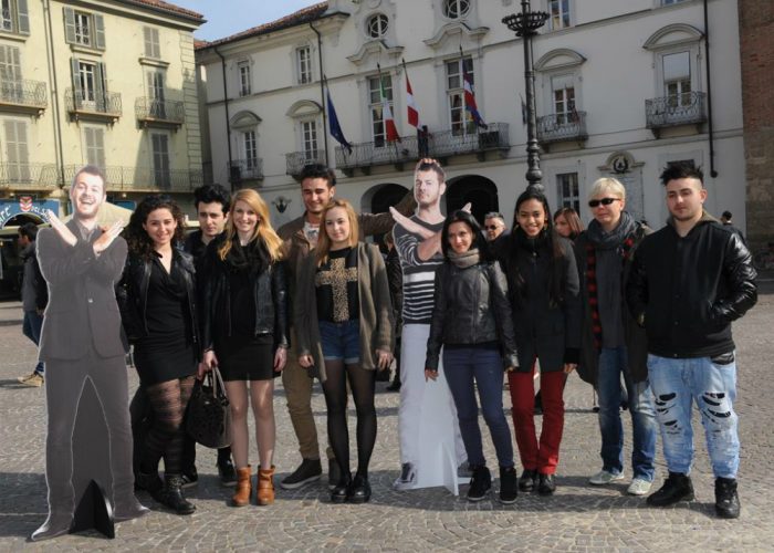 Il furgoncino di "X Factor" in piazza San Secondo per una prima raccolta dati
