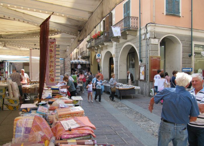 Il mercato di Nizza è in crisi?Chiesto lo spostamento nelle vie