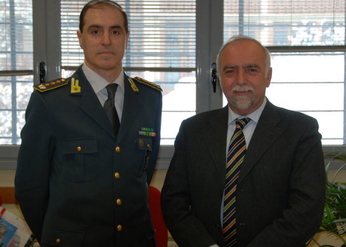 Il Questore di Asti Di Francesco in visita alla caserma della Guardia di Finanza