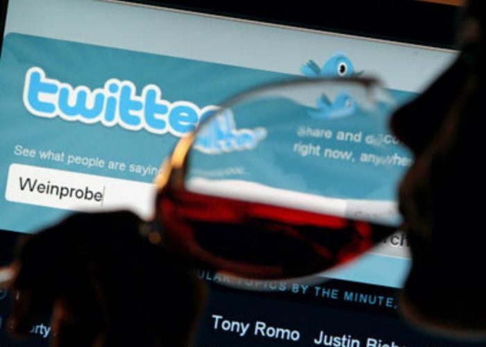 Il vino diventa sempre più socialMa le etichette piemontesi restano offline