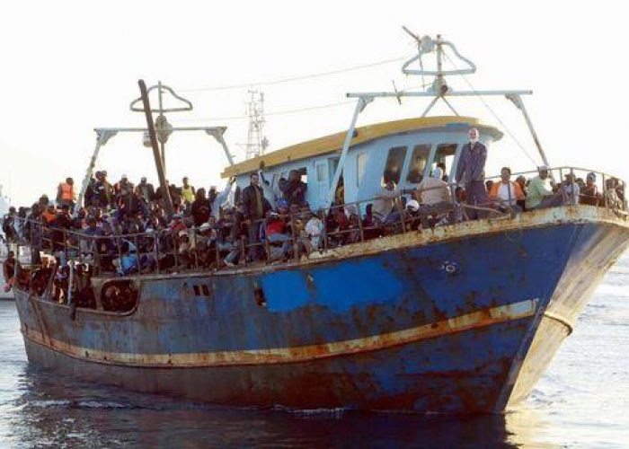 Immigrati/ Lampedusa, soccorsi 99 migranti a bordo di un barcone