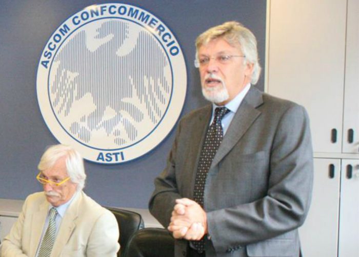 Imprese, siglato l'accordotra Poste italiane e Confcommercio