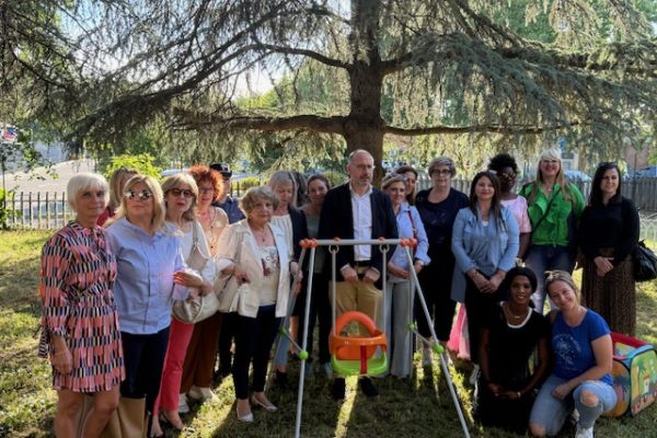 inaugurazione spazio giochi casa delle donne e dei bambini