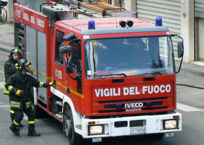 Incendio alla comunità recuperominori "Pandora" di Castel Boglione