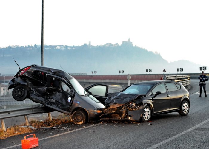 Incidente in tangenziale,perde la vita bambino di 8 anni