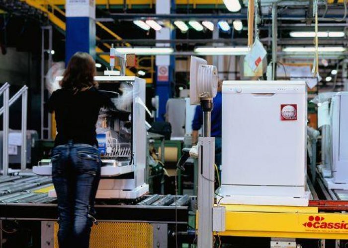 Indesit/ Nel I trim. utile netto cala a 4,1 mln, giù ricavi