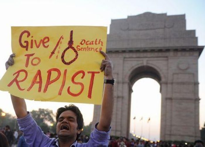 India/ Autopsia, sospettato stupro trovato morto si è impiccato