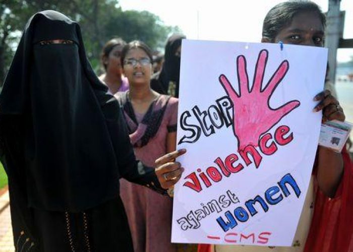 India/ Padre vittima stupro chiede impiccagione per più giovane
