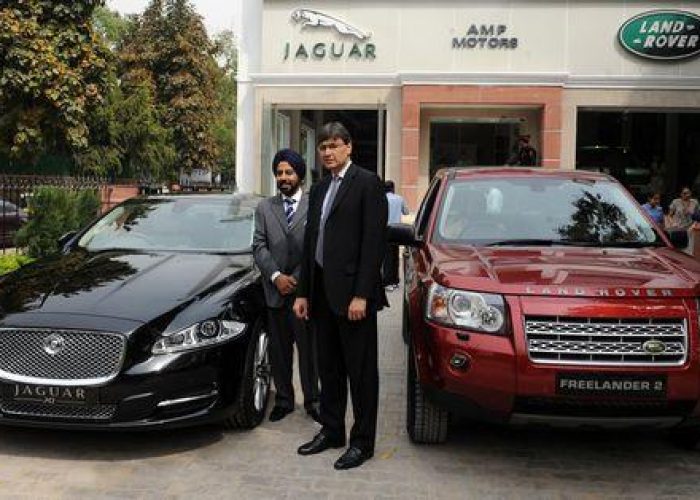 Jaguar Land Rover/ creerà 800 posti lavoro in Gran Bretagna
