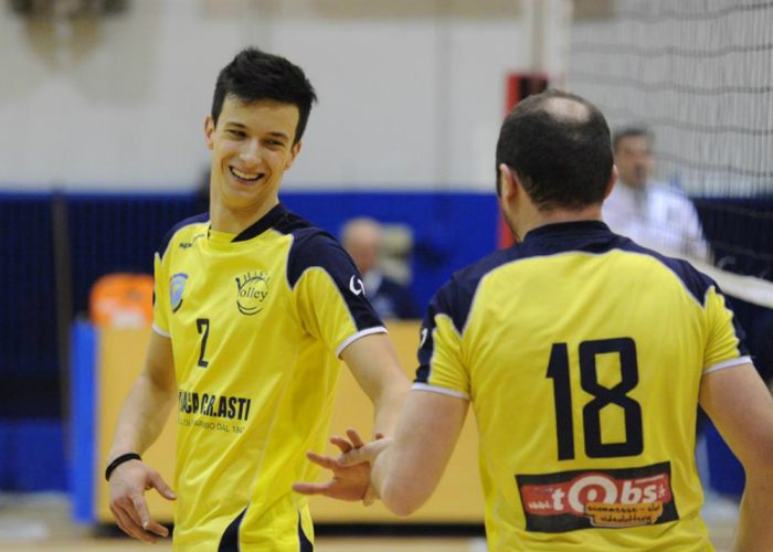 L'Hasta Volley vince anche in casa3-0 contro la squadra degli ex