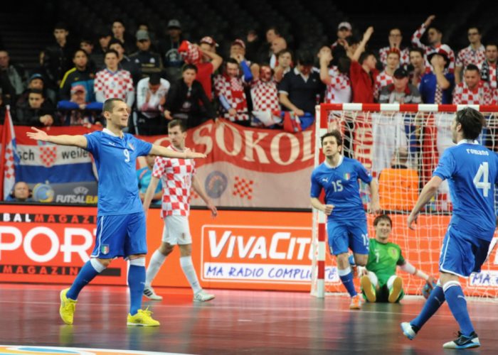 L'Italia del calcio a 5 in semifinalegrazie al gol dell'Orange Fortino