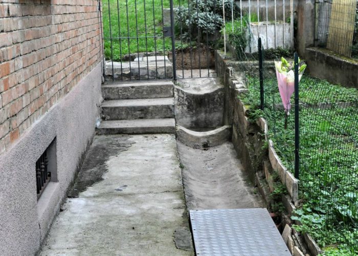 La donna che ha trovato Alex: "Lo chiamavo, ma era tutto inutile"