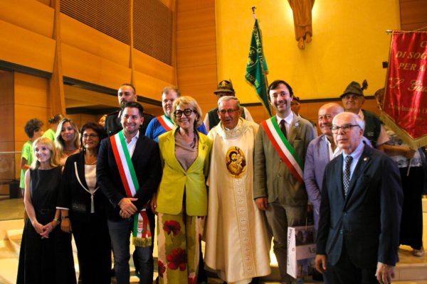 la foto dei sindaci e rettore