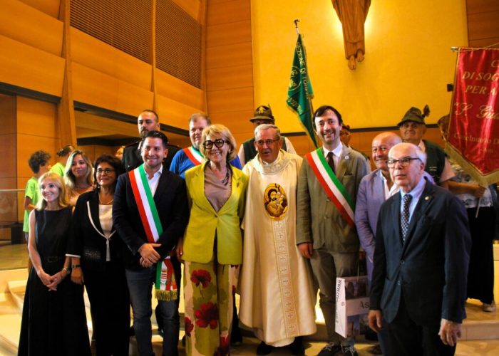 la foto dei sindaci e rettore