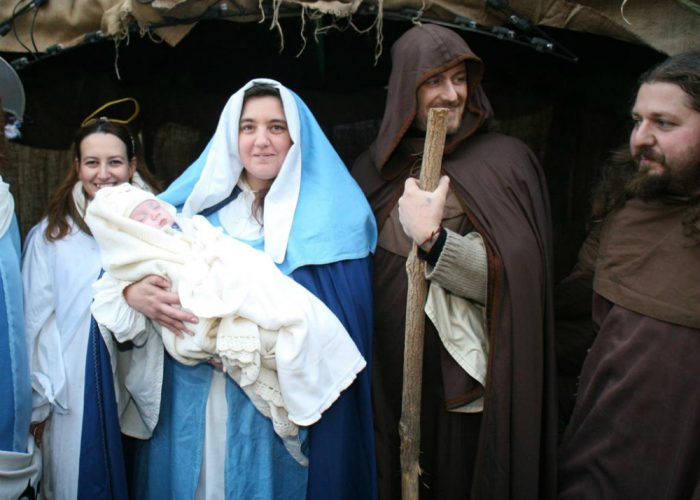 La Natività prende vitanelle strade del centro storico