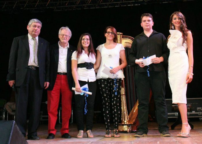 La Nuova Provincia, festa con gli artisti astigiani