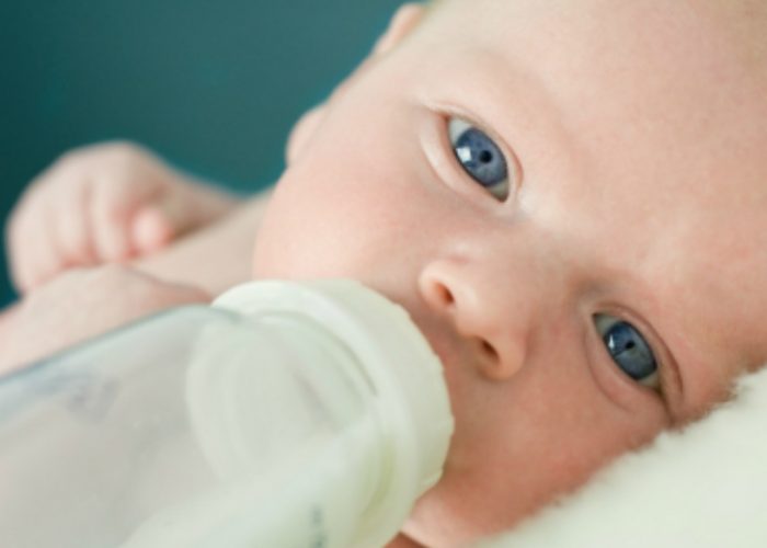 La parola al pediatra: qualeil latte più indicato per i neonati?