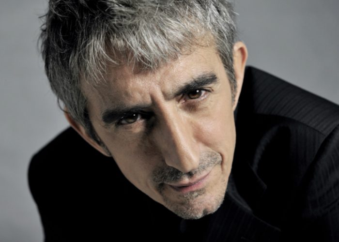 La stagione dei classici rivisitatiporta in scena De Filippo e Checov