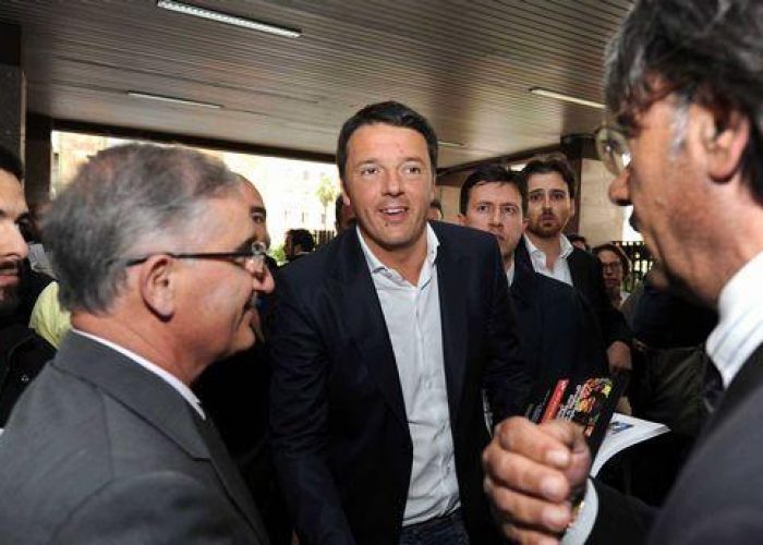 L.Elettorale/ Renzi: L'unica che funziona è quella dei Sindaci