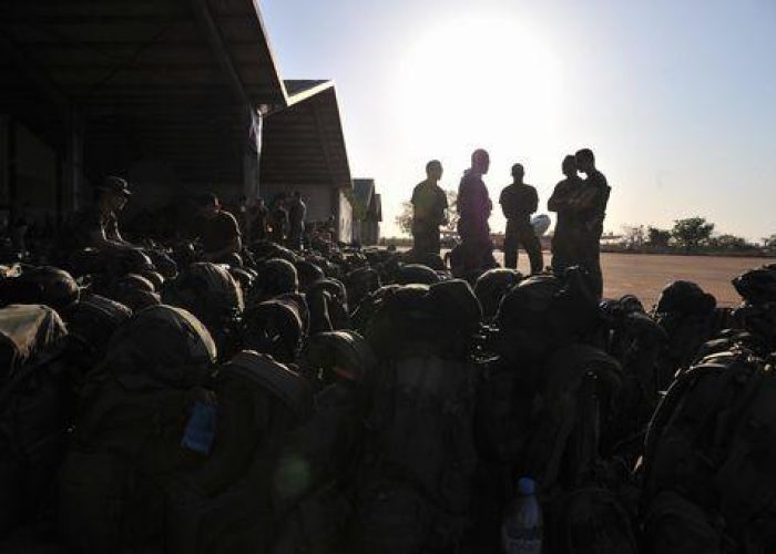 Mali/ Parigi: saranno dispiegati 2.500 soldati