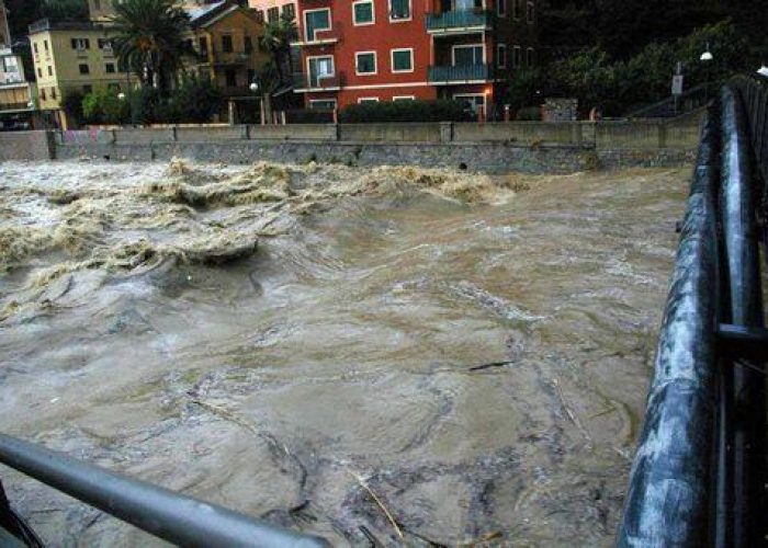 Maltempo/ Automobile travolta da acqua, muore anziano a Capalbio