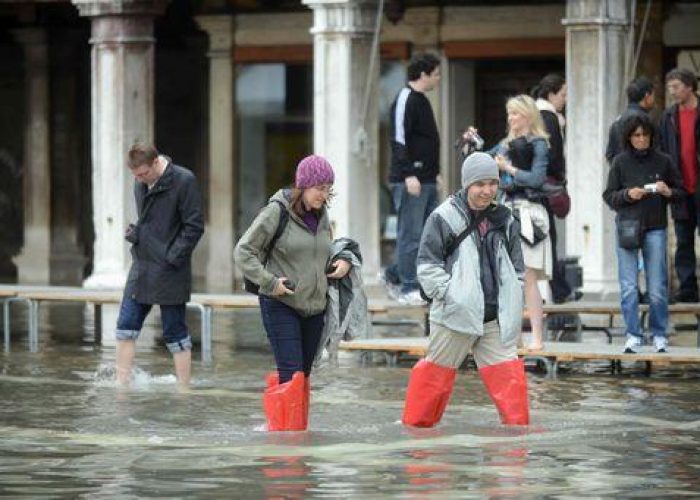 Maltempo/ Nel fine settimana termometri giù anche di 15 gradi