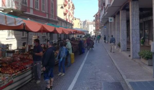 mercato costigliole 1