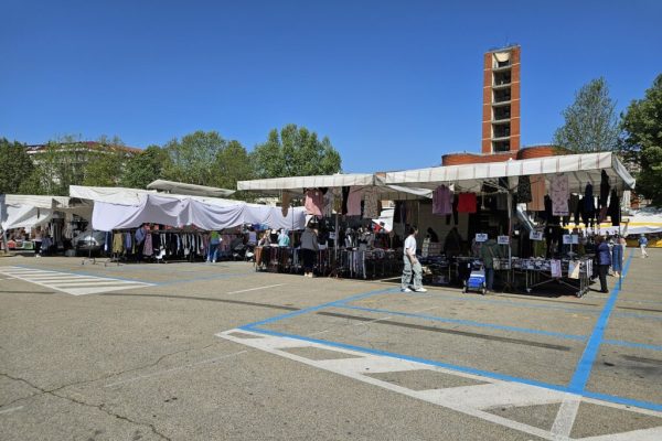 mercato di piazza del Palio