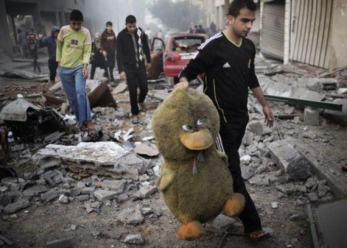 M.O./ Raid israeliani su Gaza, 10 morti solo stamattina