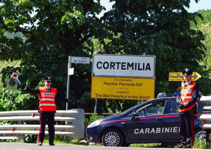 Musica e falò, studenti denunciatiper la festa improvvisata su terreni altrui