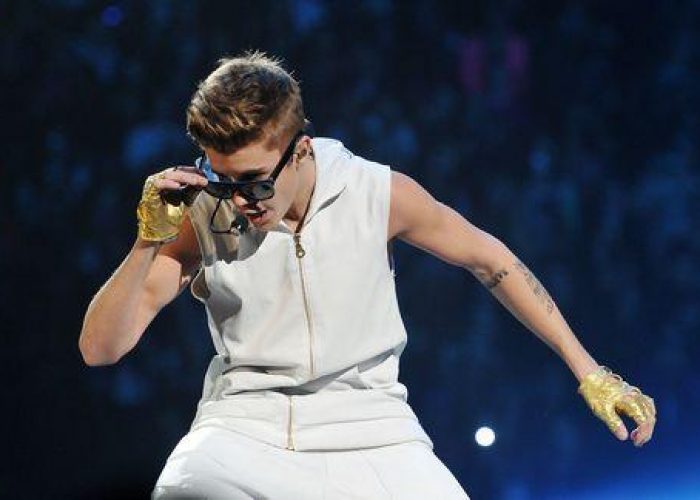 Musica/ Justin Bieber trionfa agli "American Music Awards"