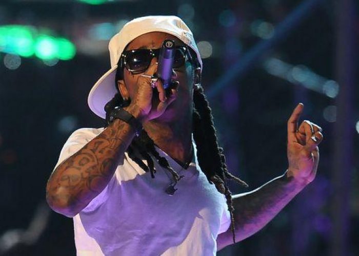 Musica/ Rapper Usa Lil Wayne rassicura su Twitter: Sto bene