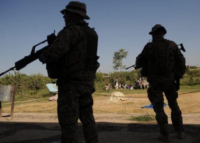 Nato/ Manuale per guerre cibernetiche: no attacchi contro civili