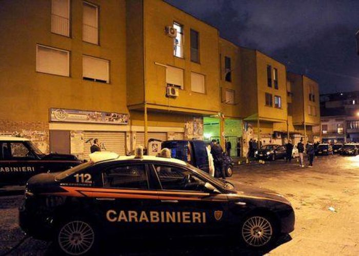 Ndrangheta/ Progettavano attentato a caserma cc, 6 fermi
