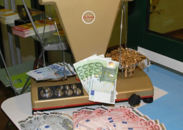 Non solo crisi I mille voltidell'esplosione dei "compro oro"