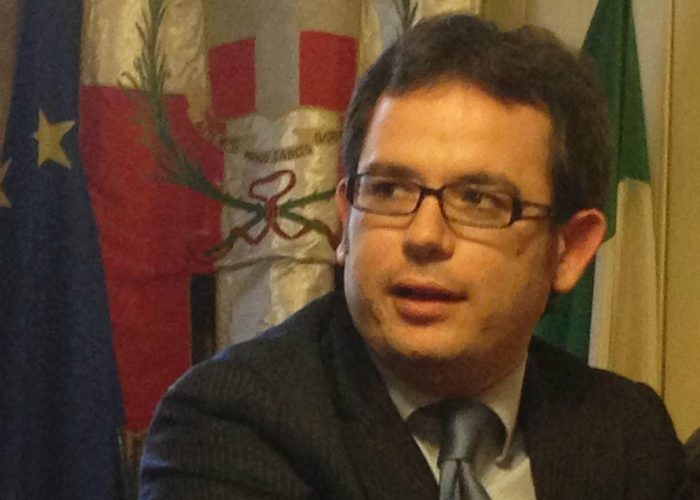 Nuove tecnologie per informarsi e partecipareAsti sogna "Easy Town" e spera nel Miur