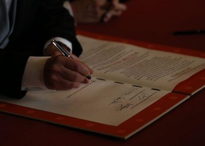 Olanda/ Willem-Alexander è il nuovo re, il primo da un secolo