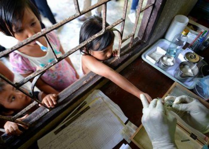 Oms: rallenta la lotta contro la malaria, "malattia dei poveri"