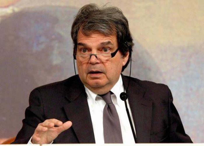 P.A./ Brunetta annuncia: Battaglia Pdl a Camere per cambiare dl