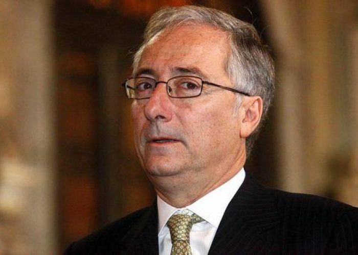 P.A./ Patroni Griffi: No stabilizzazione massa 260mila precari