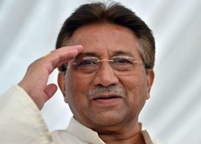 Pakistan/ Ex presidente Musharraf agli arresti domiciliari