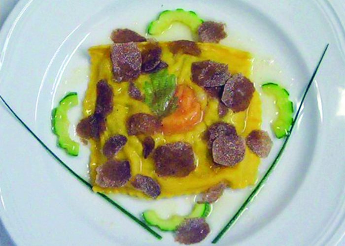 Pansotti all'uovo con tartufo
