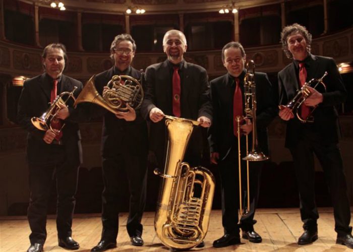 Parma Brass Quintet per le arie di VerdiLa musica resiste nella pieve di Montechiaro