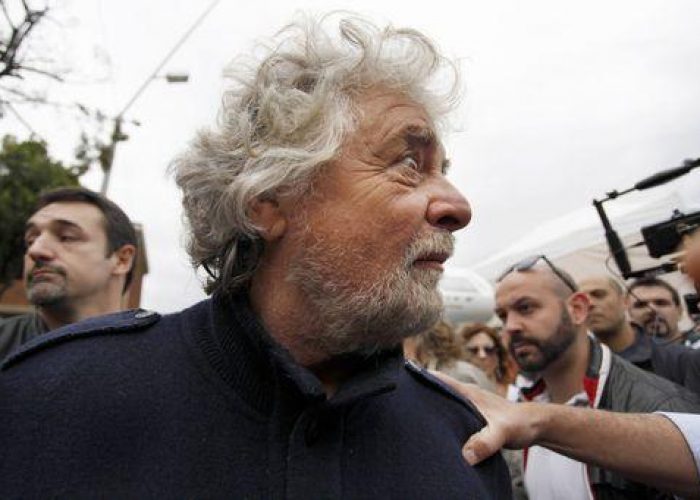 Partiti/ Beppe Grillo: Il finanziamento pubblico è vivo e vegeto