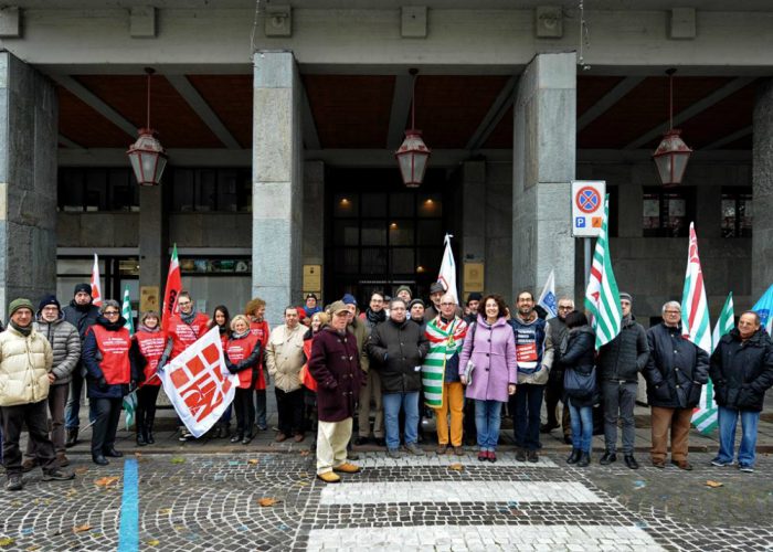 Patronati in piazza«I tagli vanno azzerati»