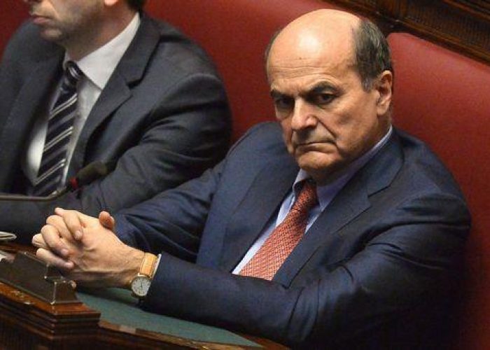 Pd/ Bersani: Date pure a me colpa, ma ora basta faziosità