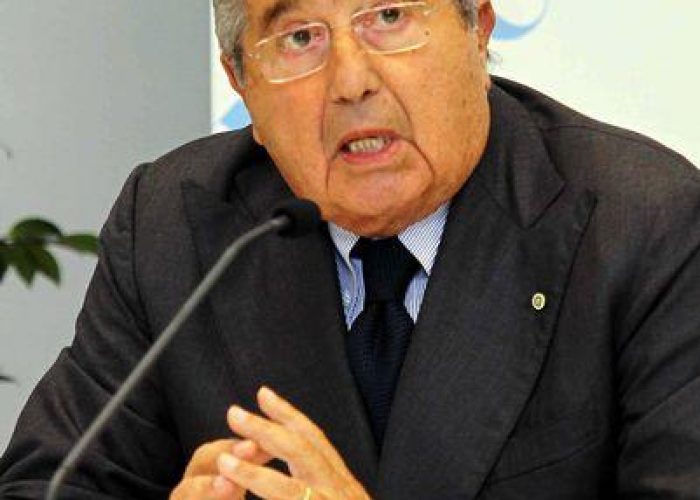 Pd/ De Benedetti: Renzi è oggi l' unico leader spendibile