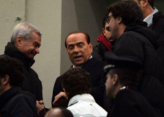 Pdl/ Per Cav prove annuncio allo stadio: Mi candido,azzero tutto